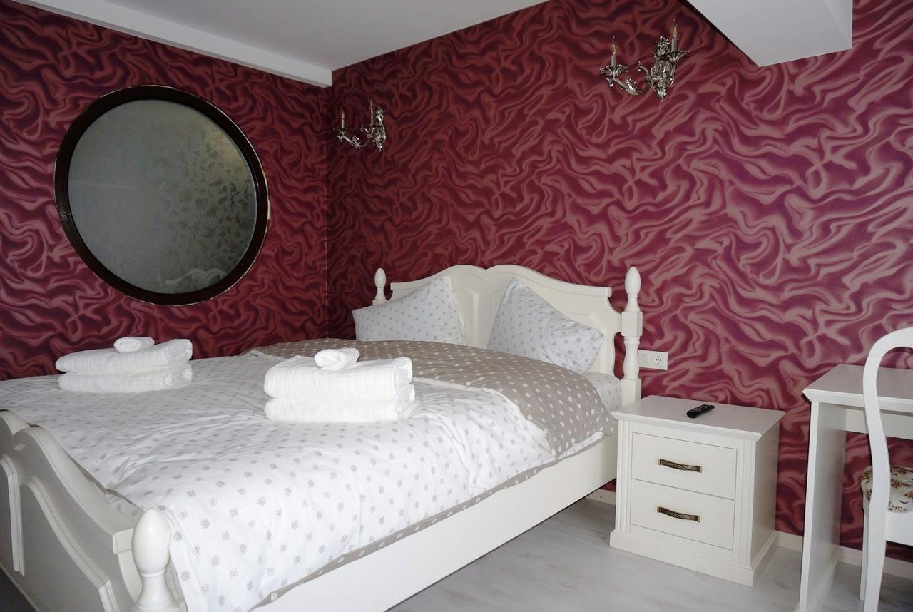 Romantic Boutique Focşani Eksteriør bilde