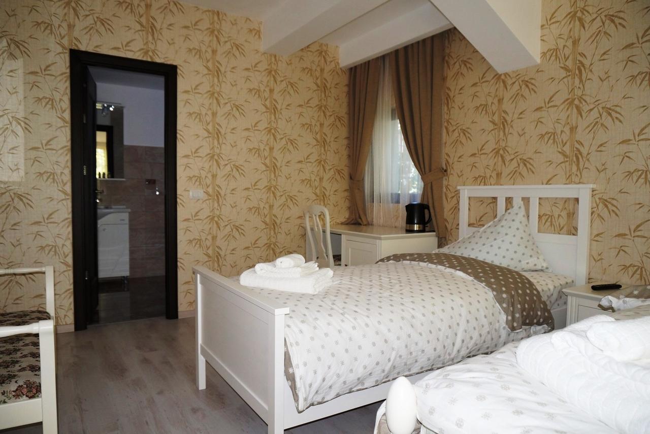 Romantic Boutique Focşani Eksteriør bilde