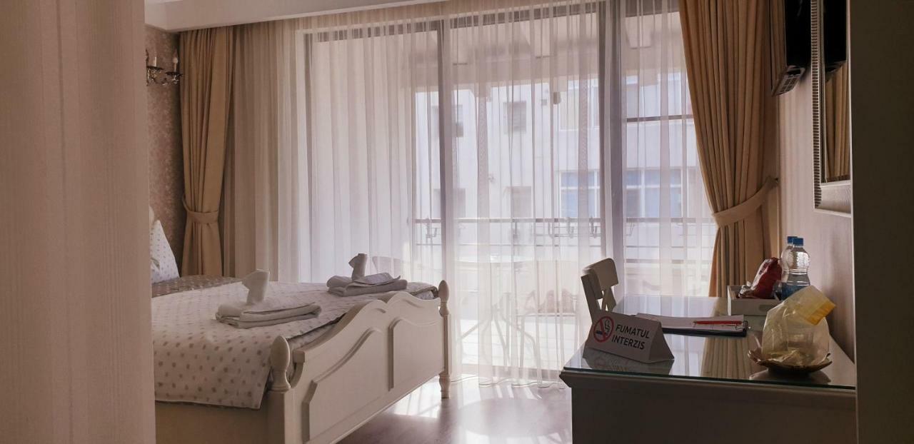 Romantic Boutique Focşani Eksteriør bilde